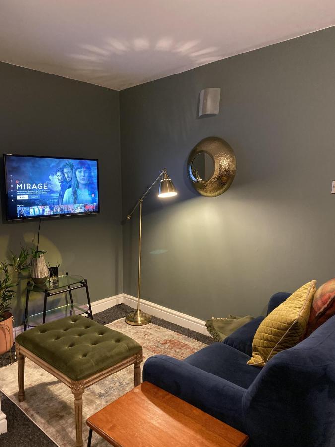 Nest Easy - Derngate Basement Apartment Northampton Exterior foto