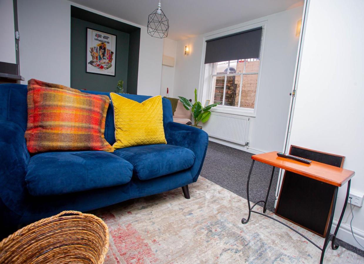 Nest Easy - Derngate Basement Apartment Northampton Exterior foto