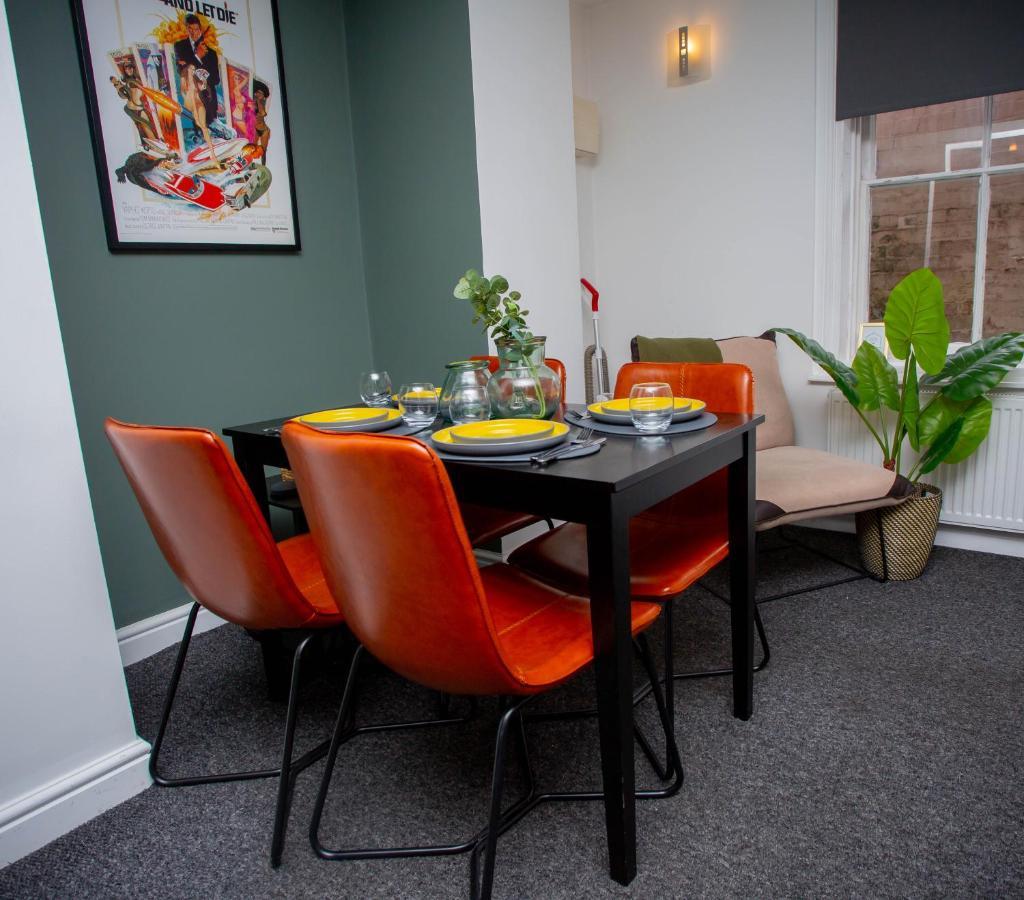 Nest Easy - Derngate Basement Apartment Northampton Exterior foto
